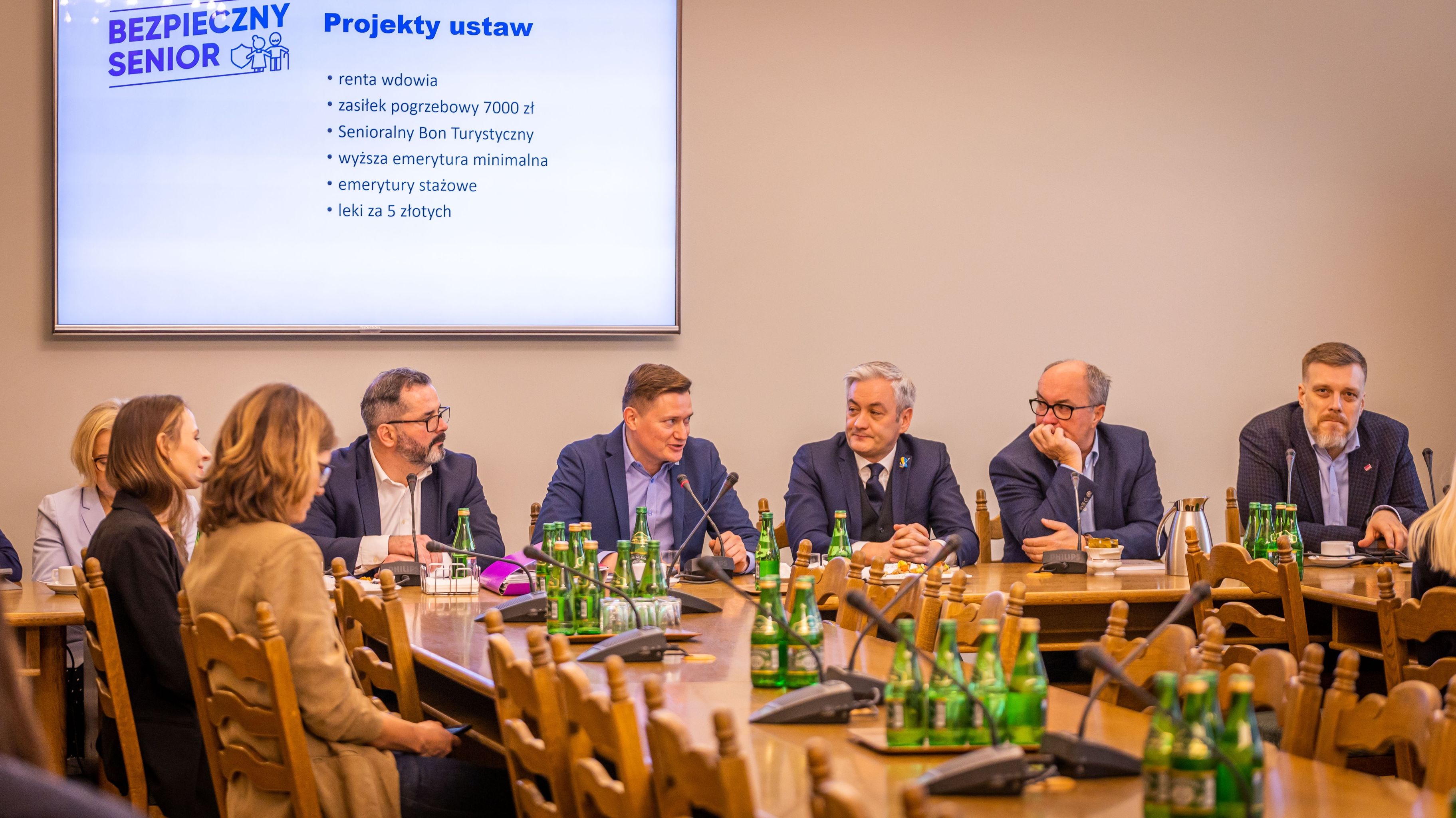 Komitet Renta Wdowia 040123